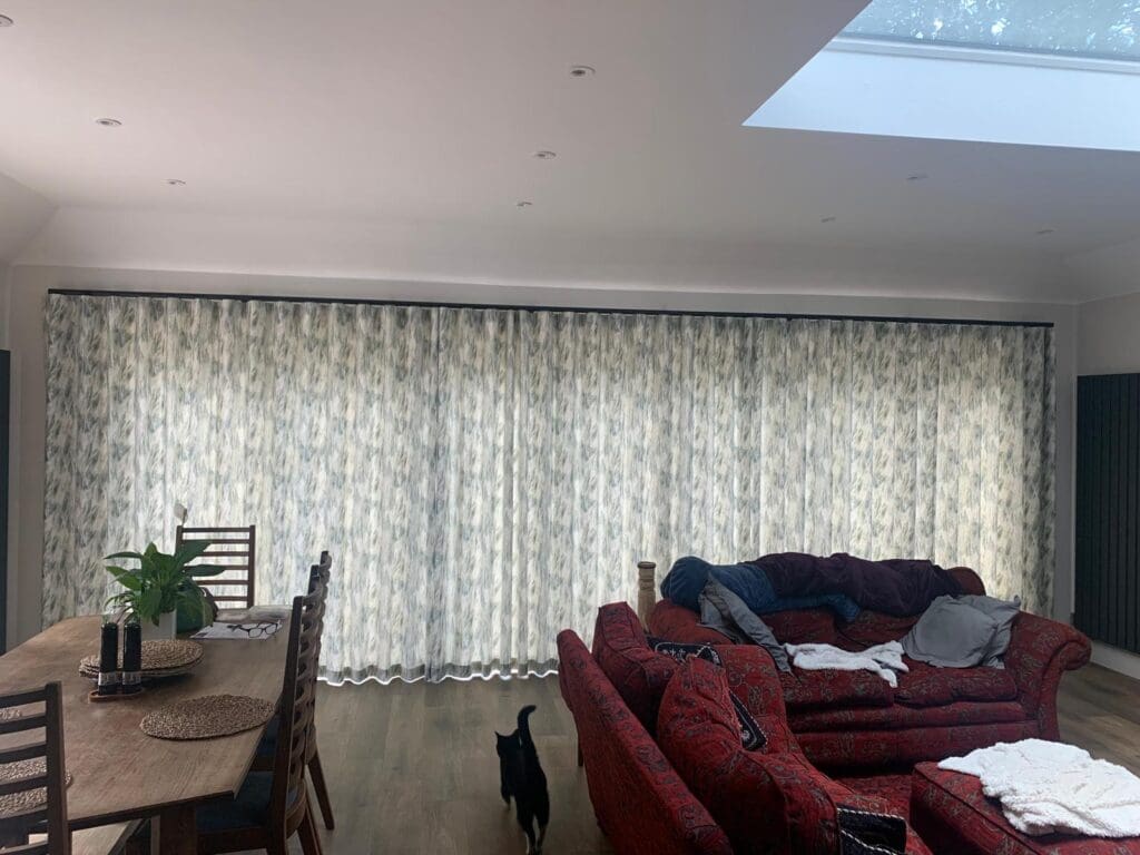 Bespoke motorised curtains Surbiton